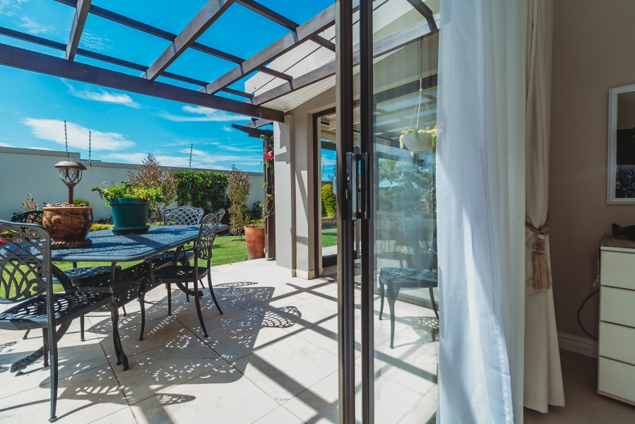 3 Bedroom Property for Sale in Kraaibosch Country Estate Western Cape